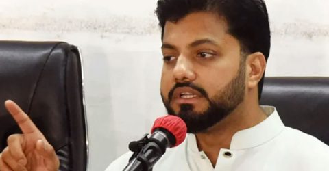 মেয়র পদে শপথ গ্রহণের ব্যবস্থা না করলে, ঢাকার ভোটারদের নিয়ে নিজেই শপথ পড়ার ঘোষনা ইশরাকের