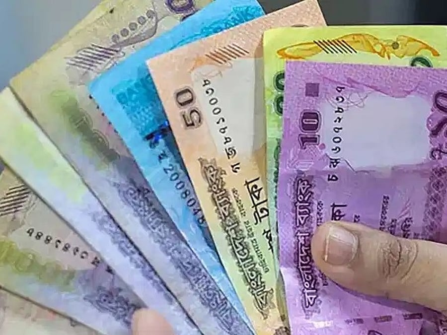 ব্যাংকে পাওয়া যাচ্ছে না নতুন টাকা, খোলা বাজারে দ্বিগুণ  দাম