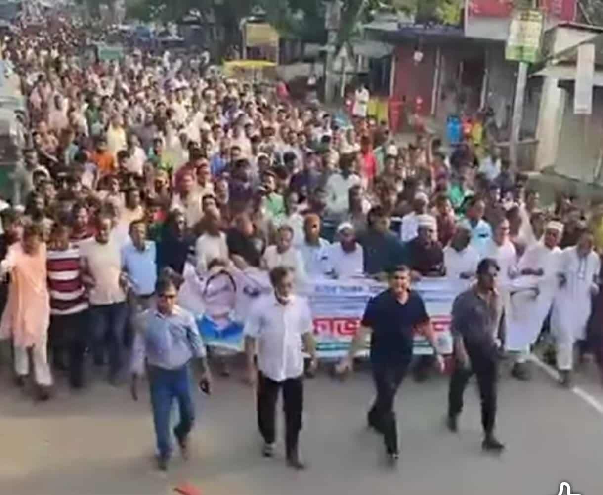 নান্দাইলে তারেক রহমানকে নিয়ে অপপ্রচারের প্রতিবাদে বিএনপির বিক্ষোভ মিছিল। 