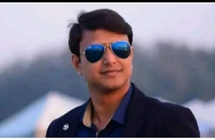 কিশোরগঞ্জ রেলওয়ে বিভাগে সীমাহীন দুর্নীতি ও অনিয়ম: প্রকৌশলী রাজনের অধীনস্থ শ্রমিকদের কাজ না করেও বেতন উত্তোলনের অভিযোগ।