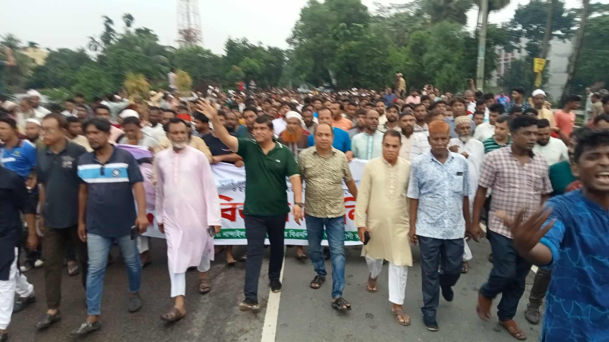 নান্দাইলে জুলাই পুনর্জাগরণ উপলক্ষে বিএনপির বিজয় মিছিল, বৈরী আবহাওয়াকে উপেক্ষা করে জনতার ঢল। 