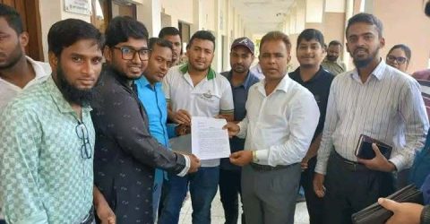 শেরে বাংলা মেডিকেলের চিকিৎসার মান নিশ্চিতের দাবিতে গর্বের বাকেরগঞ্জের স্মারকলিপি প্রদান  