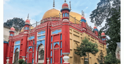 ঈশ্বরগঞ্জ বড় মসজিদ কমিটির অবৈধ সিদ্ধান্তে ইমাম বহিষ্কার, মুসল্লীদের ক্ষোভ
