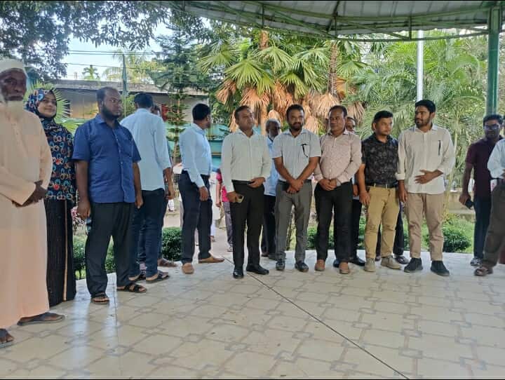 নান্দাইল ভূমি অফিস ও কর্মচারীদের পক্ষ থেকে সহকারী কমিশনার ভূমি ফয়জুর রহমানকে বিদায় সংবর্ধনা। 