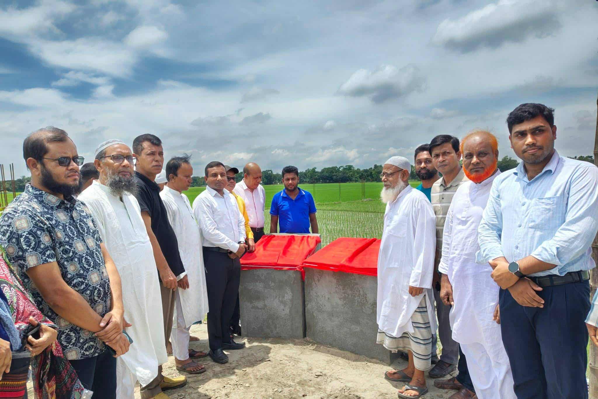 নান্দাইল পৌরসভার কবরস্থান উদ্বোধন অনুষ্ঠান সম্পন্ন।