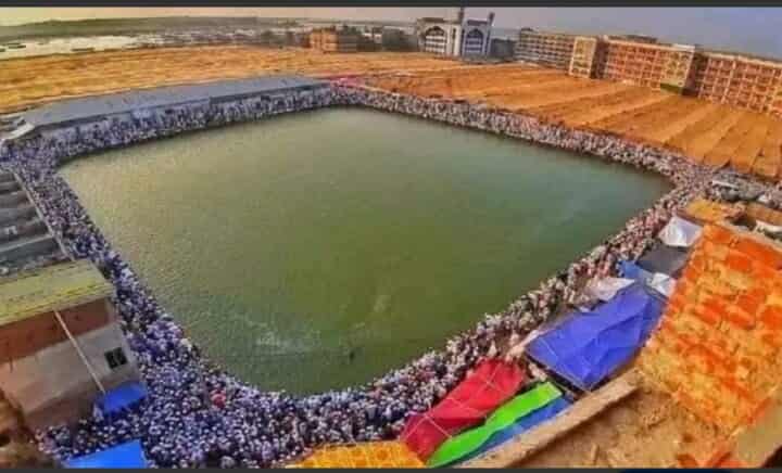 চরমোনাই অগ্রহায়ণের মাহফিল বুধবার  বাদ জোহর পীর সাহেব চরমোনাইয়ের উদ্বোধনি বয়ানের মাধ্যমে শুরু হতে যাচ্ছে।