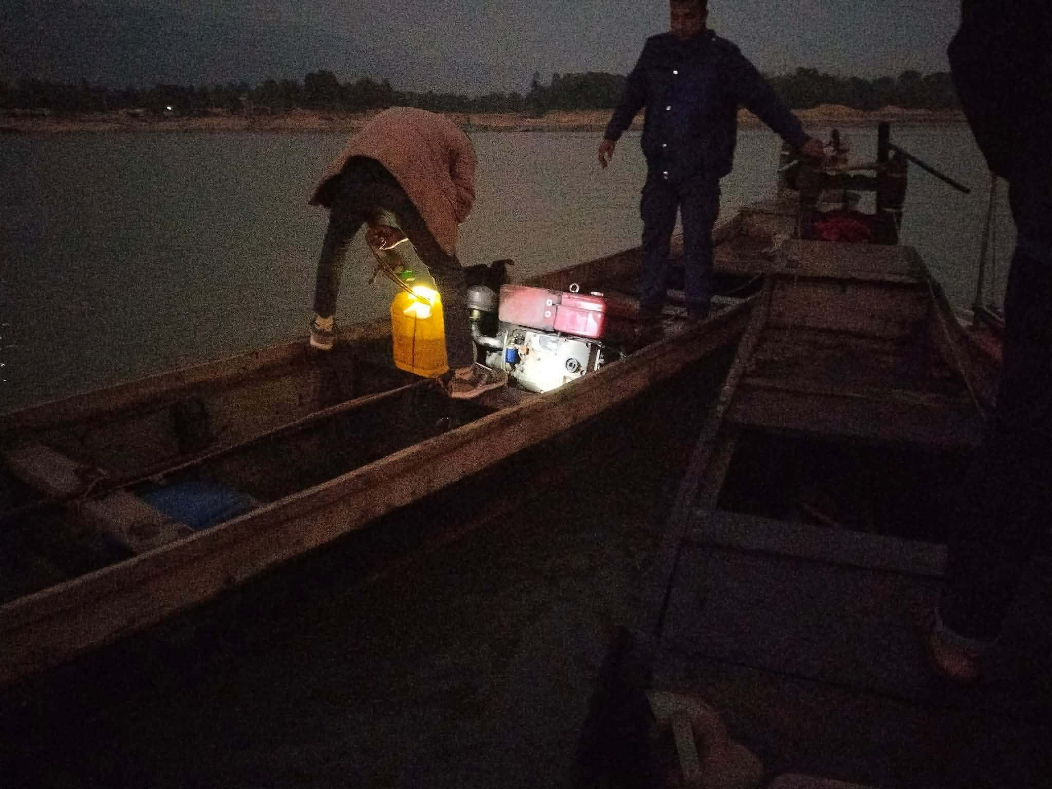 সুনামগঞ্জে যাদুকাটা নদীতে অবৈধ বালু উত্তোলনবিরোধী মোবাইল কোর্ট: চারজনকে কারাদণ্ড