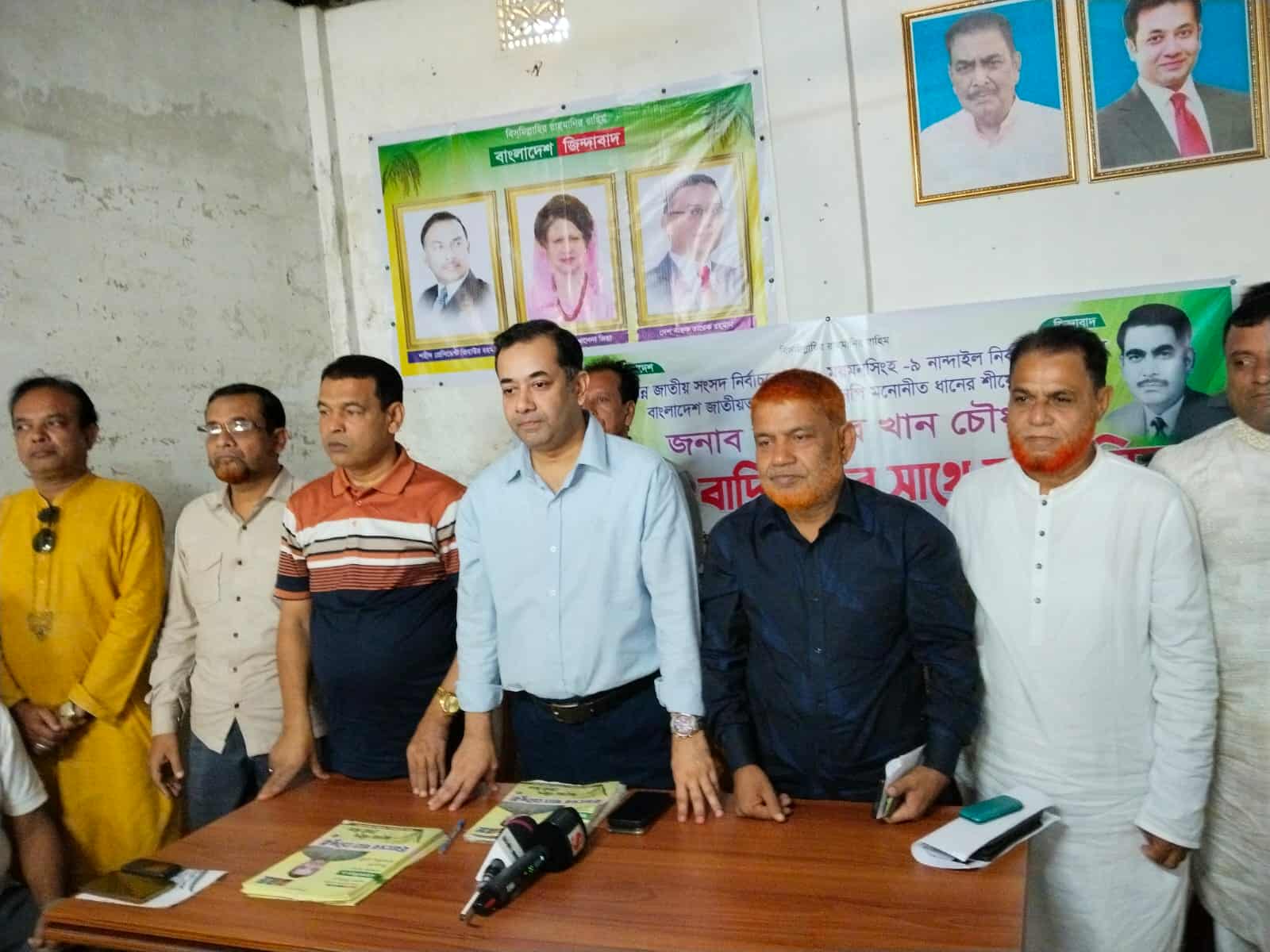 নান্দাইলে সাংবাদিকদের সঙ্গে মতবিনিময় করলেন বিএনপি মনোনীত প্রার্থী ইয়াসের খান চৌধুরী