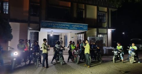 নাশকতা ঠেকাতে ঈশ্বরগঞ্জে পুলিশের ‘হোন্ডা মোবাইল’ অভিযান