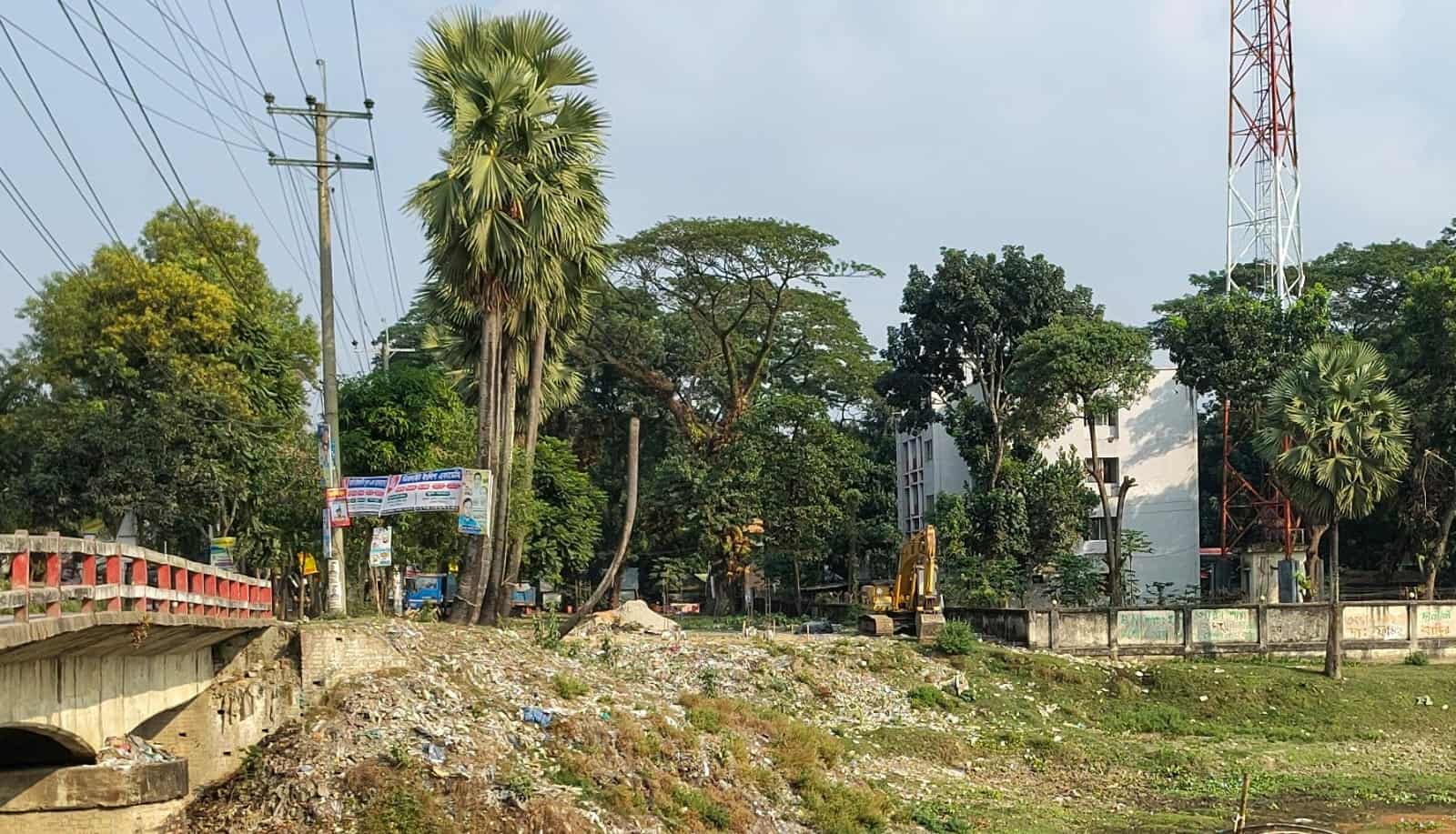 নান্দাইলে শিক্ষাপ্রতিষ্ঠান ও থানার পাশে পৌরসভার গার্বেজ পয়েন্ট নির্মাণ। স্বাস্থ্যঝুঁকি নিয়ে জনমনে ক্ষোভ। 