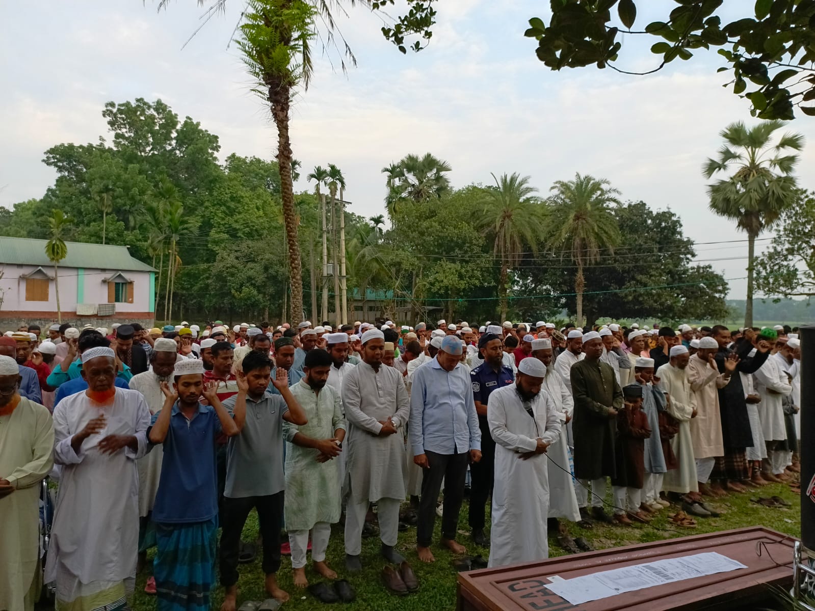 সৌদি আরবের মিসাইল হামলায় নিহত মামুন গফরগাঁওয়ে গ্রামের বাড়িতে দাফন 