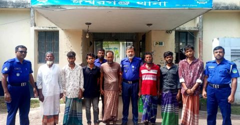 ঈশ্বরগঞ্জে চুরি মামলার তিন আসামিসহ গ্রেফতার ৮