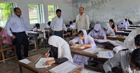 তাহিরপুরে এইচএসসি পরীক্ষা কেন্দ্র পরিদর্শন করলেন ইউএনও