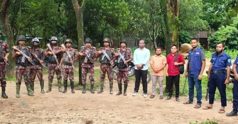 তাহিরপুরে সীমান্ত এলাকায় চোরাচালান প্রতিরোধে টাস্কফোর্সের অভিযান