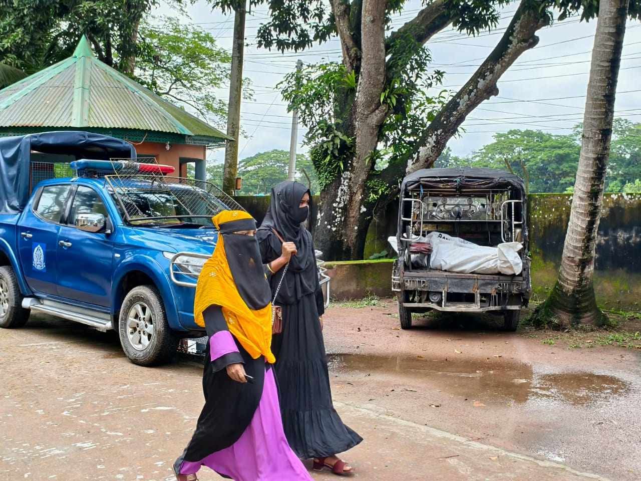 ঈশ্বরগঞ্জে অজ্ঞাত নারীর মরদেহ উদ্ধার 